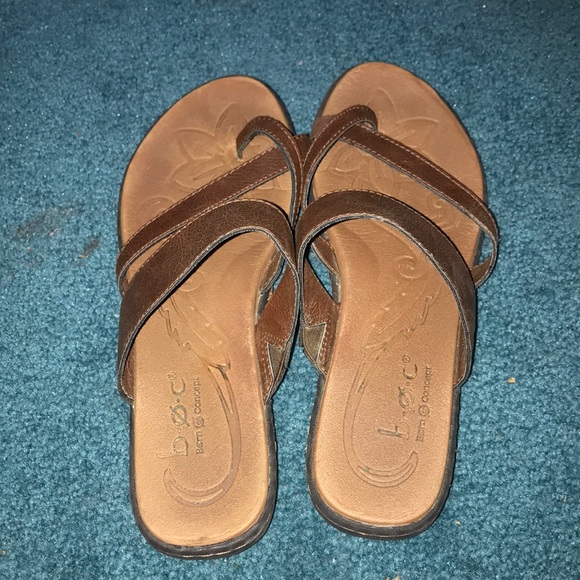 Sandals - Picture 2 of 3